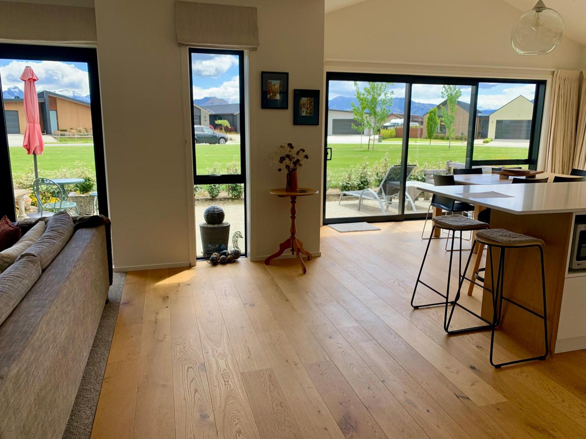 Alpine Abode Villa Wanaka Exterior foto