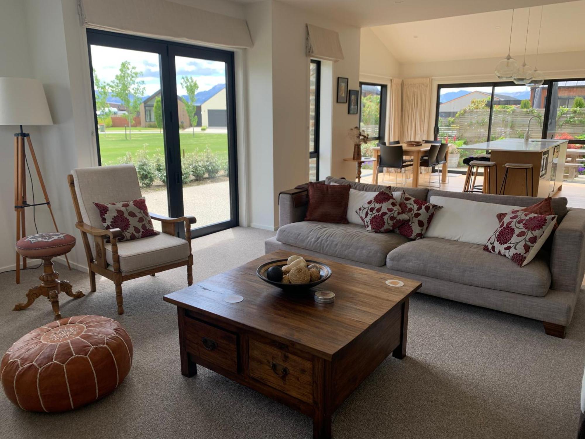 Alpine Abode Villa Wanaka Exterior foto